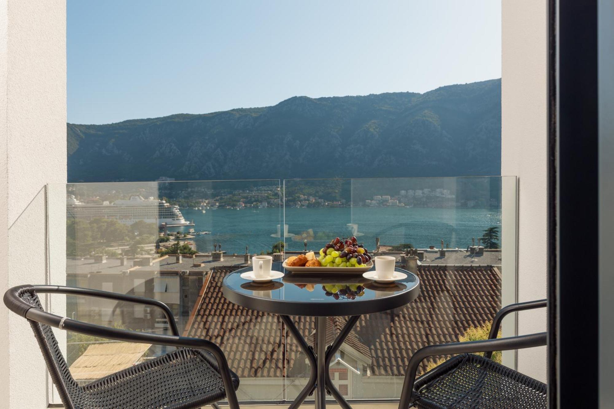 Berge Apartments 科托尔 外观 照片